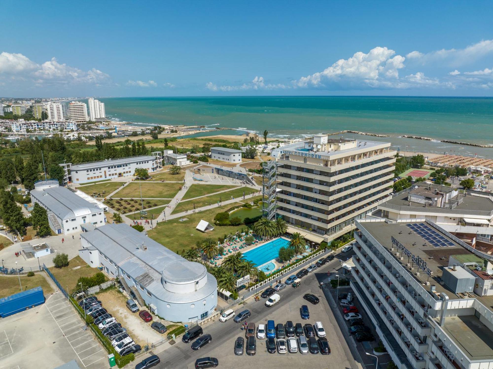 Hotel Cormoran Cattolica Exterior foto